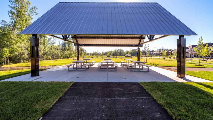 Large gazebo with picnics tables at Jackson Park