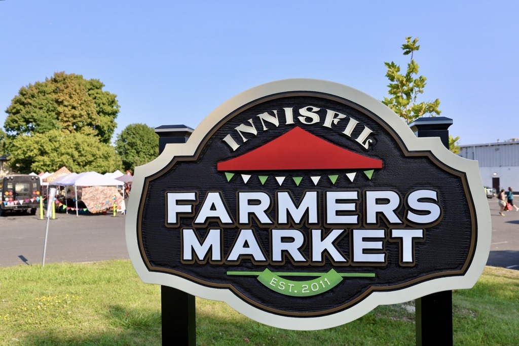 The Innisfil Farmers’ Market is just one of the great venues that make shopping local easy. Photograph supplied by the Innisfil Farmers’ Market. 